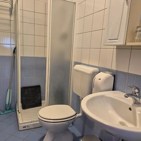 Lägenhetshotell Modrina Kobarid