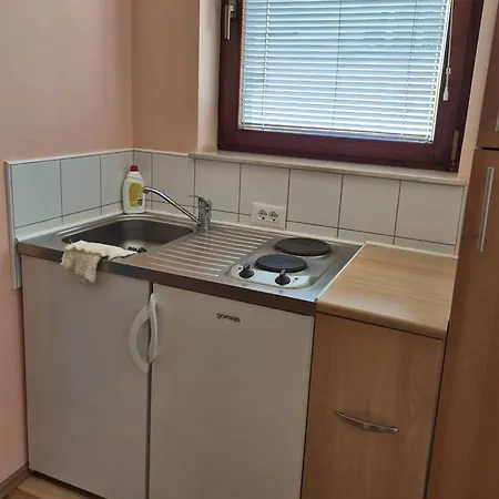 Modrina Lägenhetshotell 3*
